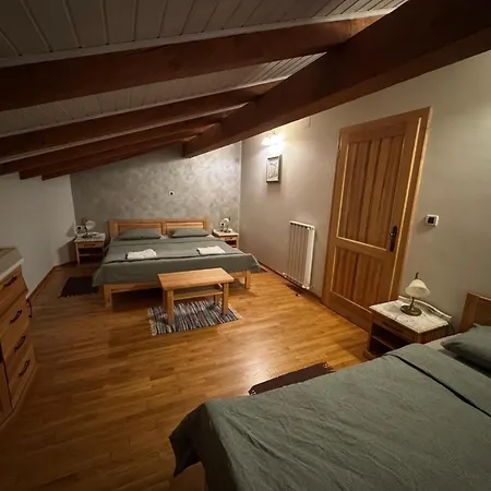 Omnia بيت ضيافة Sežana