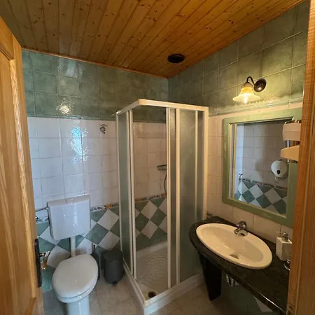 Omnia 3* Sežana