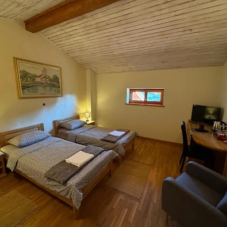 بيت ضيافة Omnia 3*